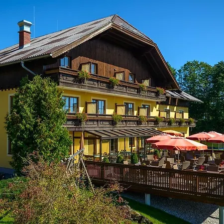 Hotel-pension Schwaighofen Guest house Eugendorf