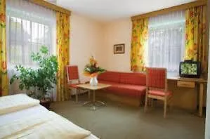 Hotel-pension Schwaighofen בית הארחה